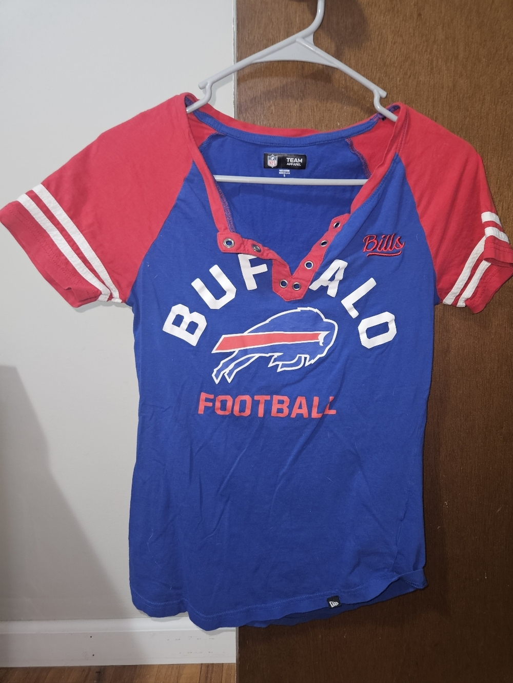 Buffalo Bills Football NFL Team Apparel Short Sleeve T-Shirt Size Small